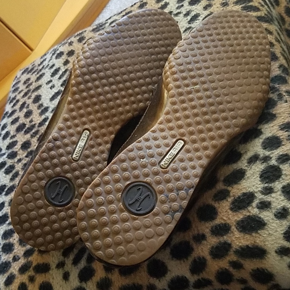 Cole Haan Nike Air bronze Mary Janes - Picture 4 of 8